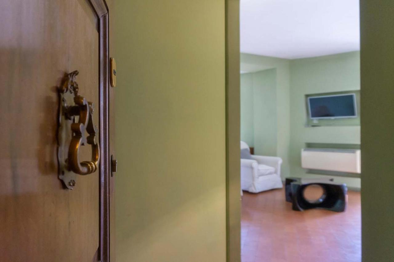 Apartment Piazza Venezia Charming & Bright *